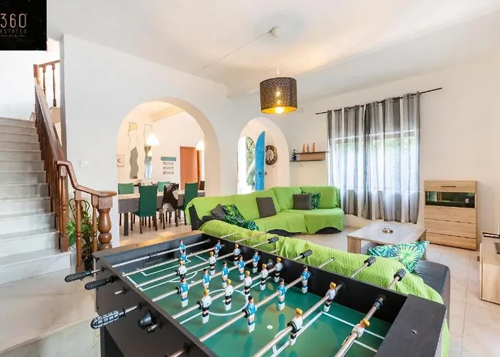 Spacious With Private Pool & Bbq In St'pauls By 360 Estates Σεντ Πόλς Μπέι