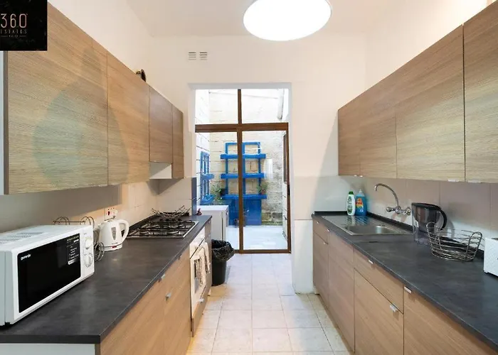 Spacious With Private Pool & Bbq In St'pauls By 360 Estates Βίλα