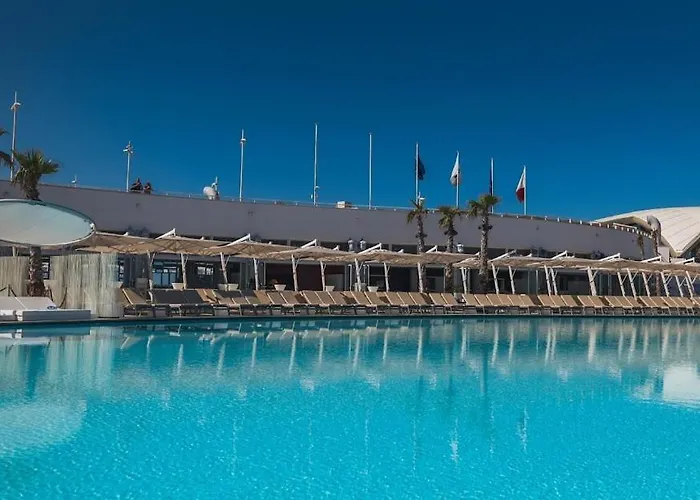 Βίλα Spacious With Private Pool & Bbq In St'pauls By 360 Estates Σεντ Πόλς Μπέι