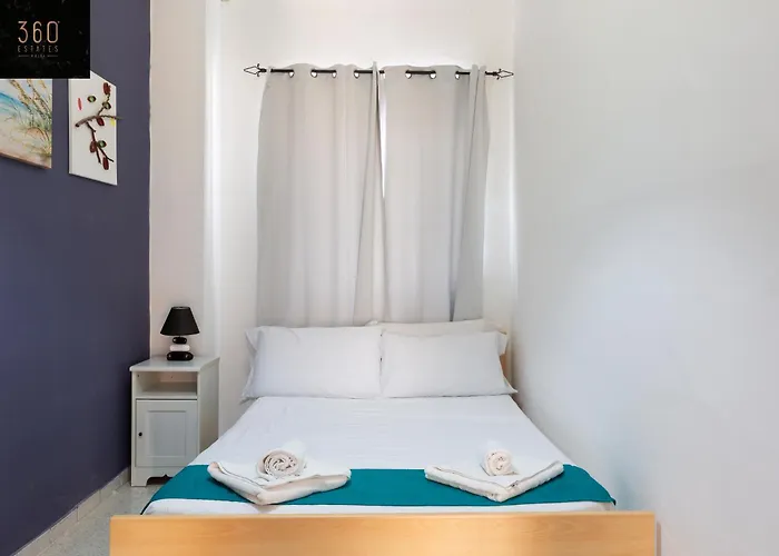 Βίλα Spacious With Private Pool & Bbq In St'pauls By 360 Estates *