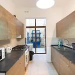 Spacious With Private Pool & Bbq In St'pauls By 360 Estates Villa