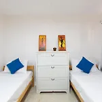 Spacious With Private Pool & Bbq In St'pauls By 360 Estates St. Paul's Bay